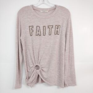 CHANCE OR FATE. Women's top size (M)